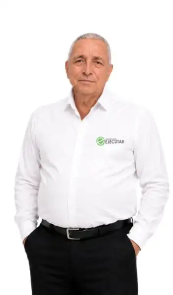 Luis Carlos Hernández Viña — Ayudante y conductor, FumiCenter Santa Marta